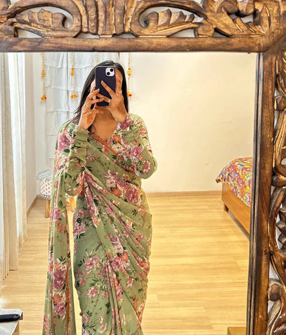 Pretty 1-Minute Ready To Wear Green Georgette Saree Pretty 1-Minute Ready To Wear Green Georgette Saree