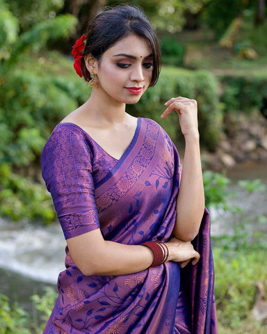Traditional Kanjivaram Woven Silk Saree With Blouse Piece