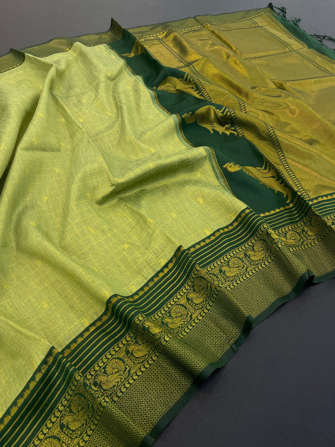 Heritage Weave Beauty Saree - GREEN