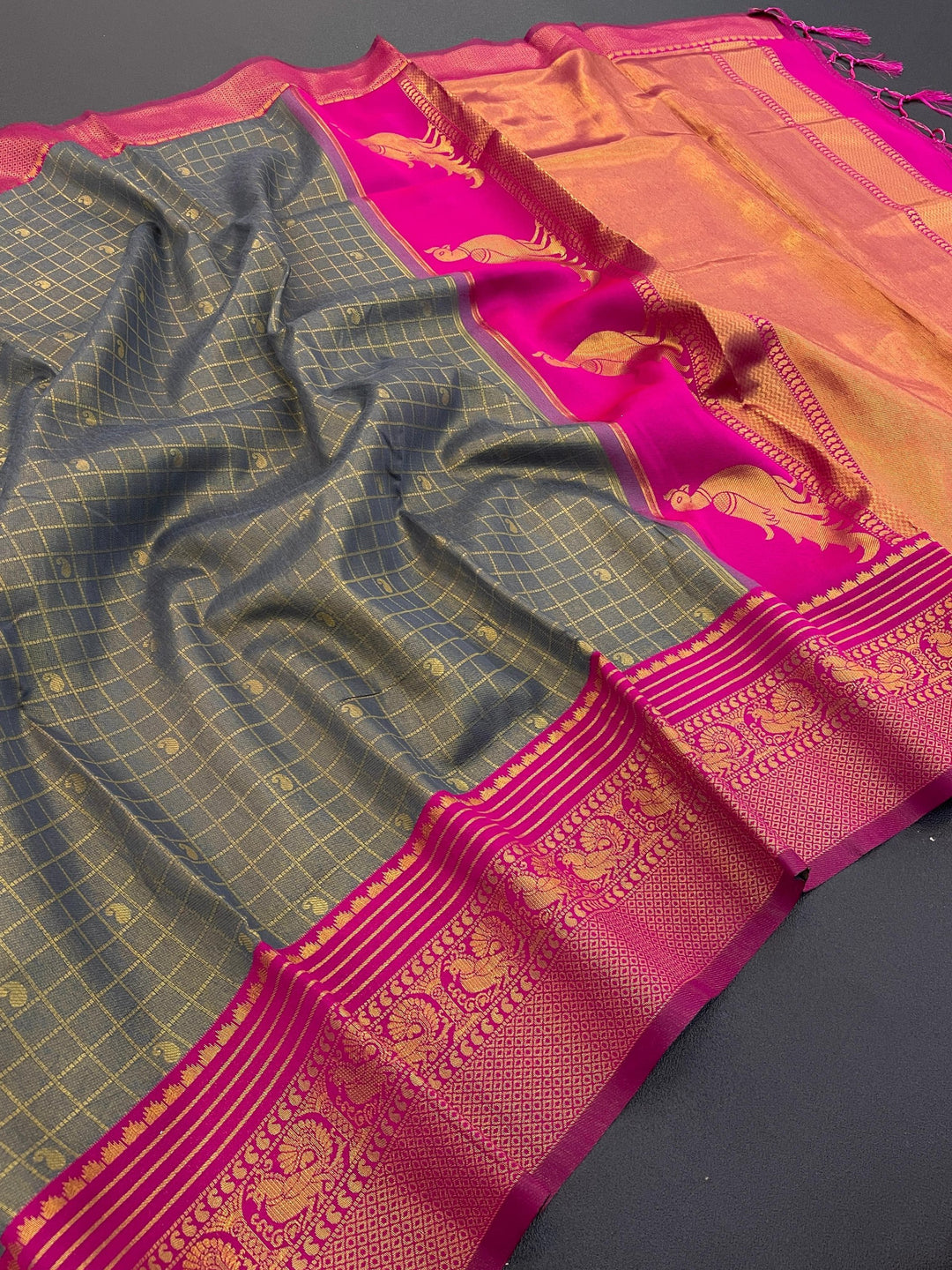 Heritage Weave Beauty Saree - GREY