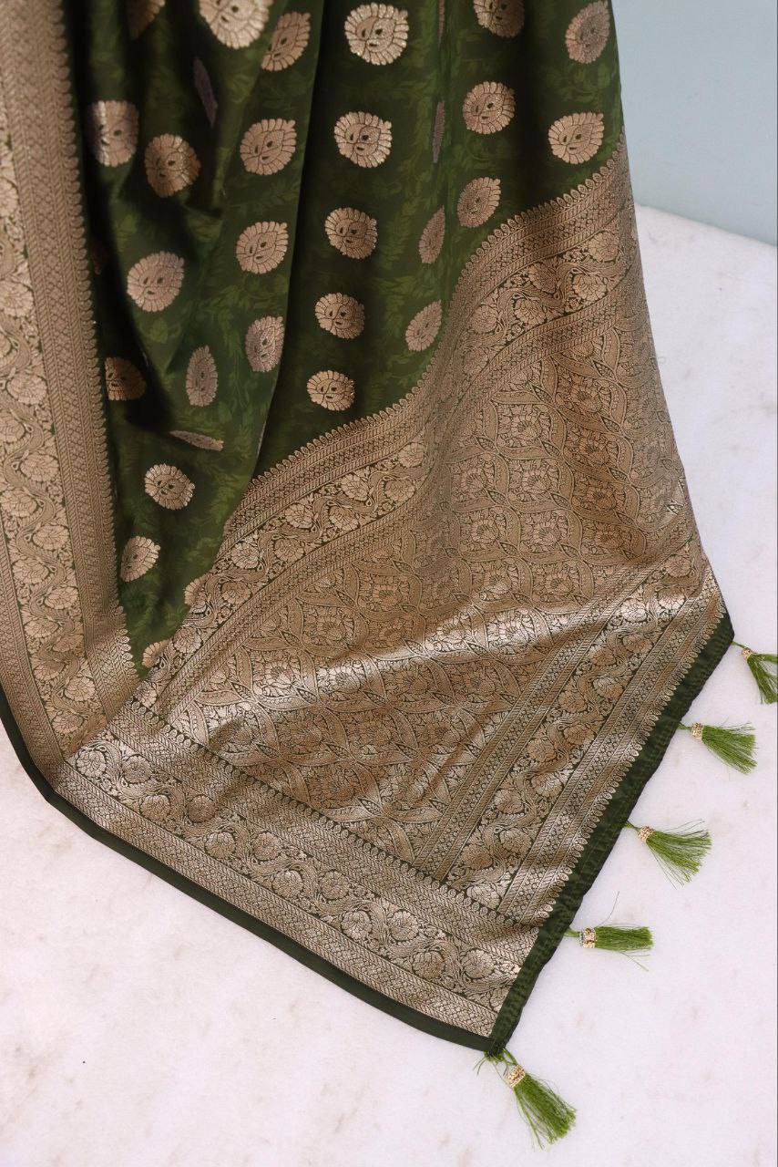 Emerald Olive Brocade Banarasi Saree  GREEN
