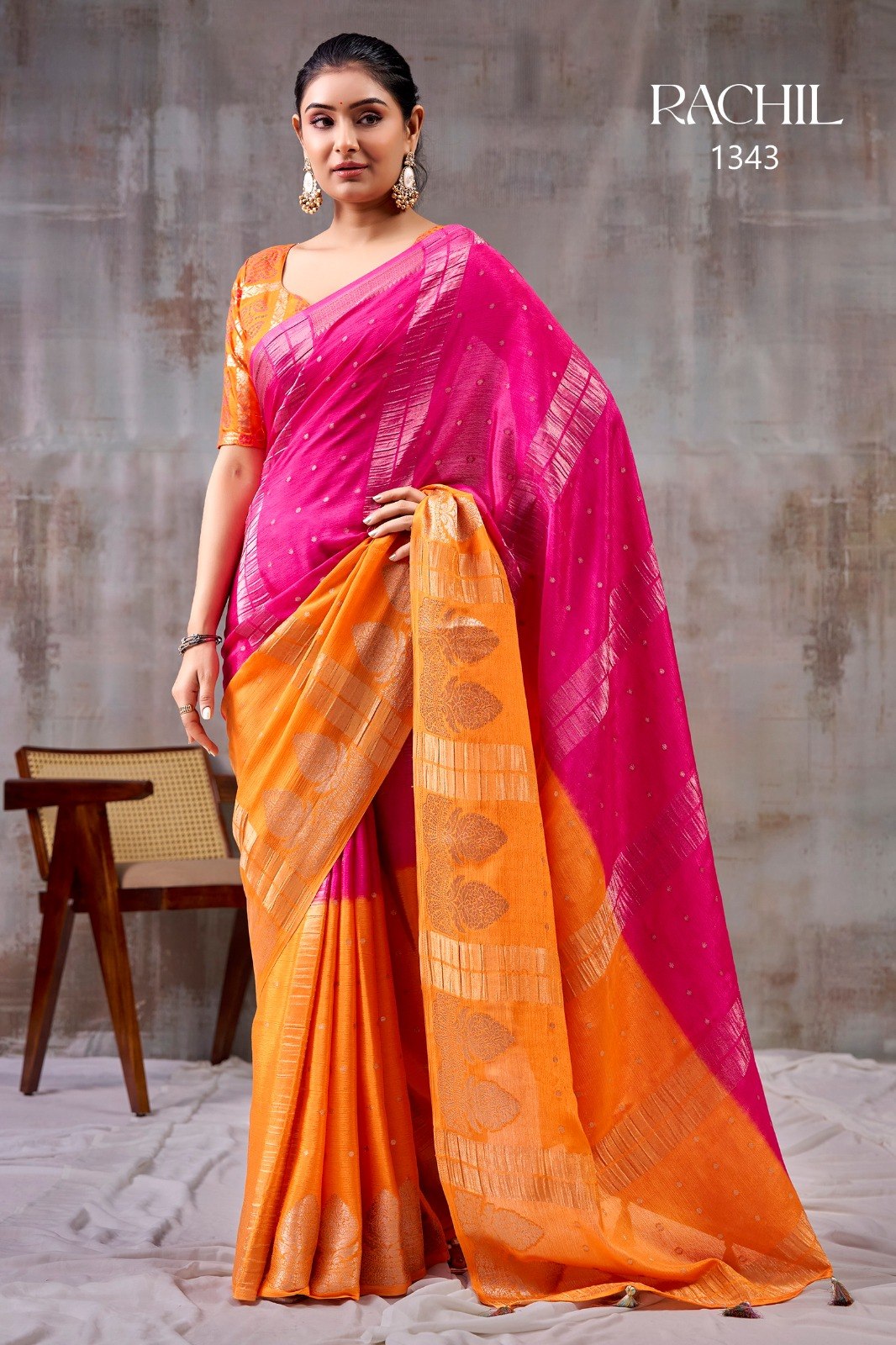 Premium Chinnon Silk Saree with Floral Weaving Jacquard &amp; Contrast Bandhani Blouse : PINK &amp; ORANGE