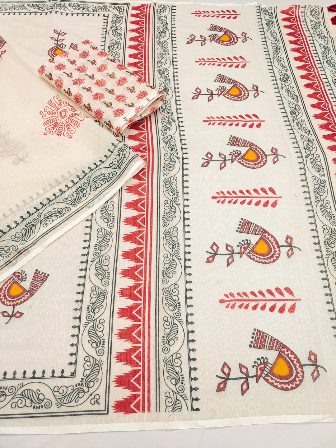 Cultural Motif Printed Casual Wear Saree with Artistic Border Detailing