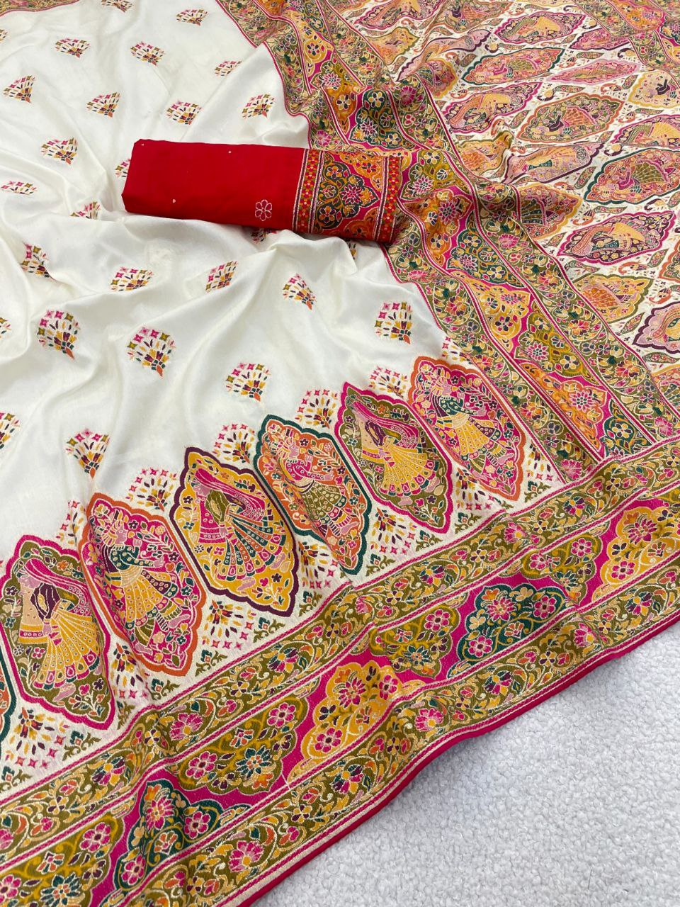 Royal Paithani Elegance Soft Silk Saree with Pashmina Weaving &amp; Contrast Border - WHITE
