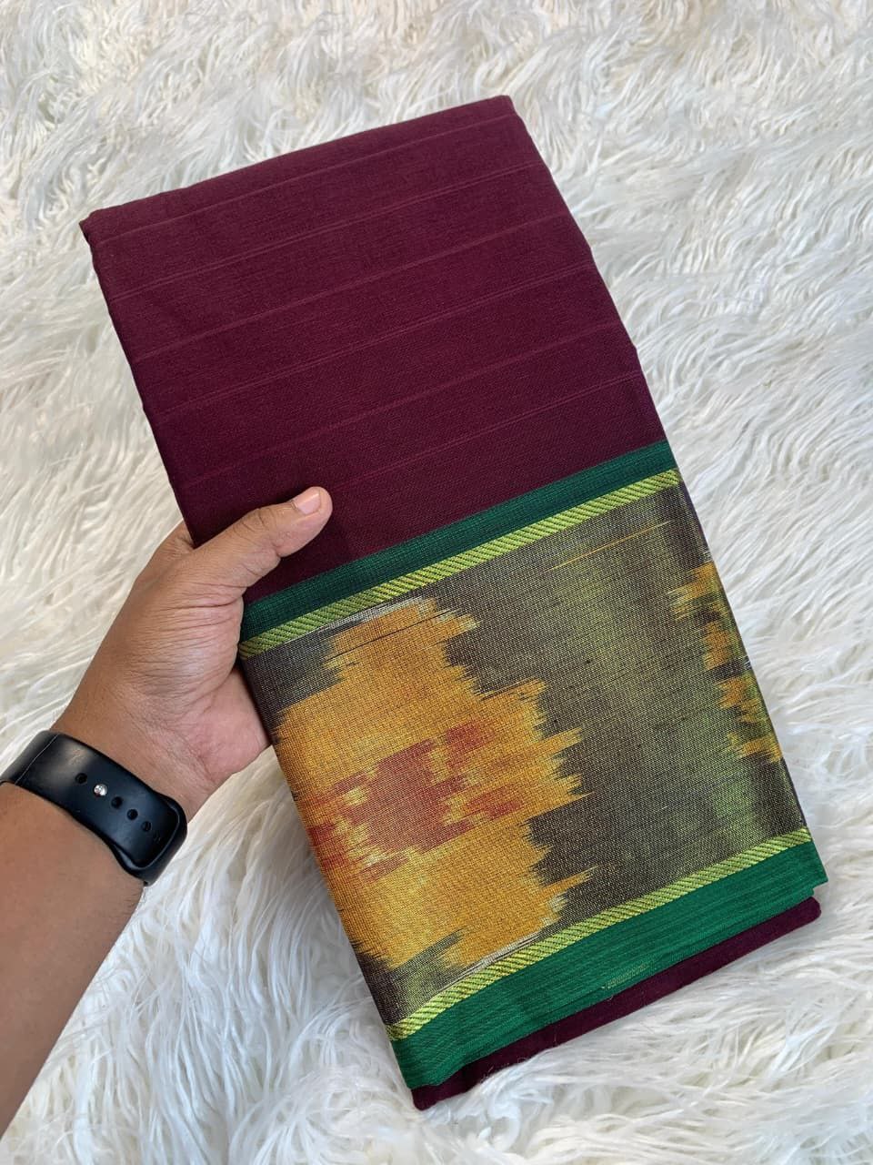 Graceful Handloom Style Cotton Silk Saree - WINE