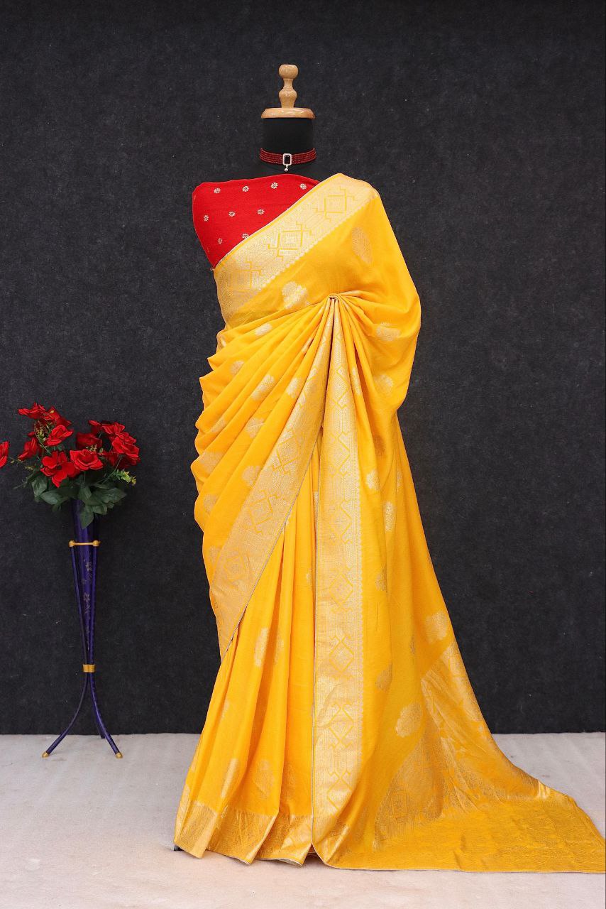 Designer Stapul Silk Saree With Rich Pallu - YELLOW