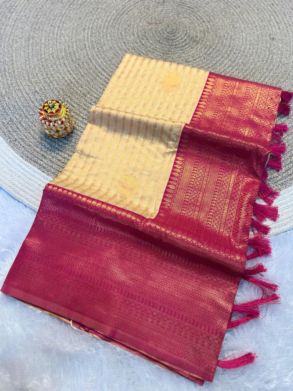 Radiant Off whie &amp; rani pink Kanchipuram Pattu Silk Saree with Rich Zari Border