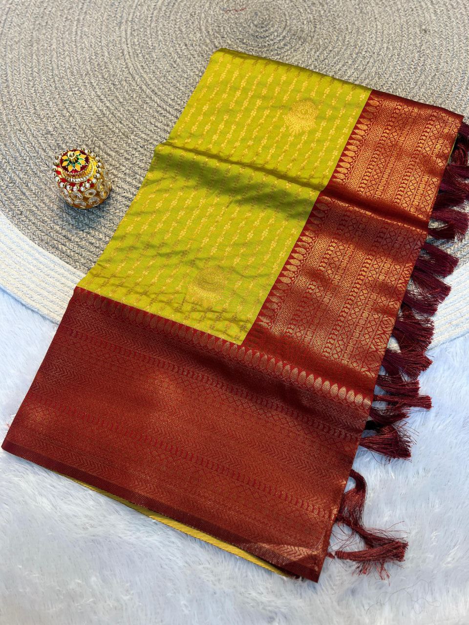 Radiant Lime green &amp; maroon Kanchipuram Pattu Silk Saree with Rich Zari Border