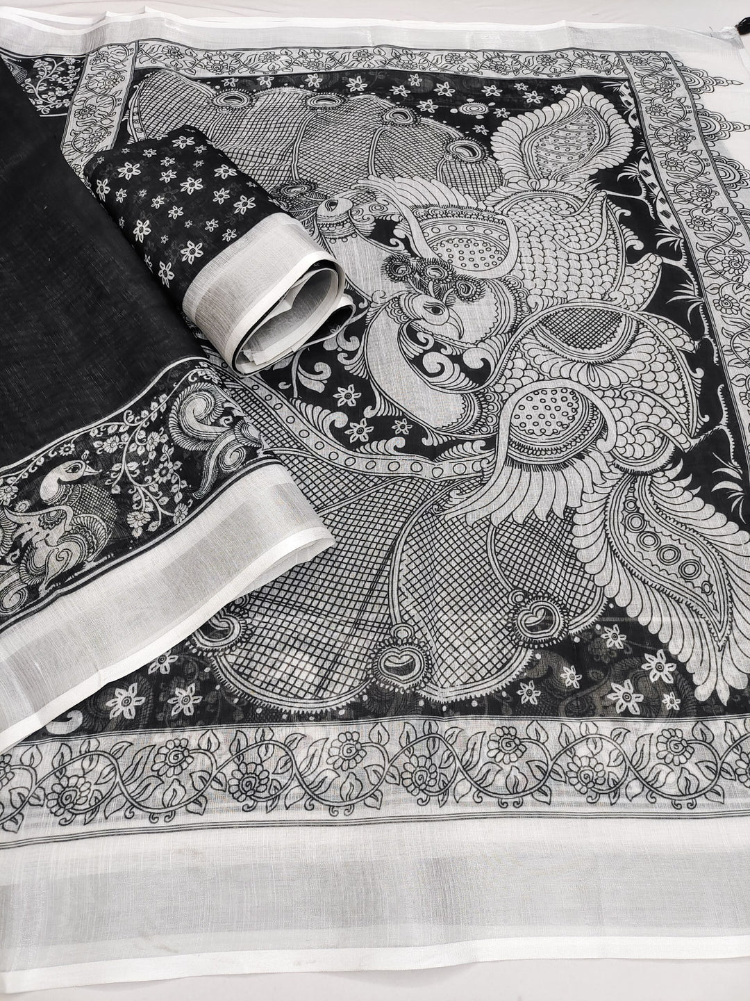 Classic Handloom Printed Saree with Zari Border
