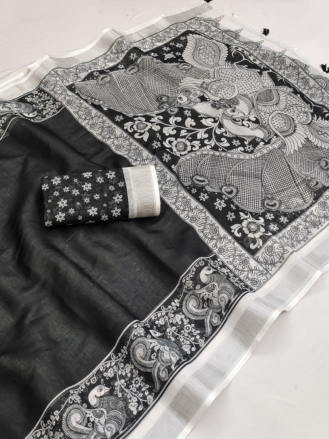 Classic Handloom Printed Saree with Zari Border