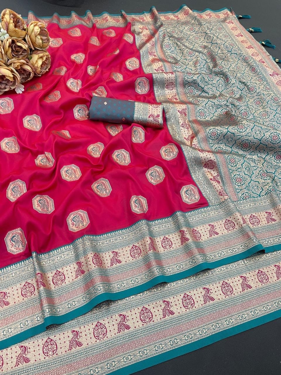 Royal pink Jacquard Elegance Saree with Designer Pallu
