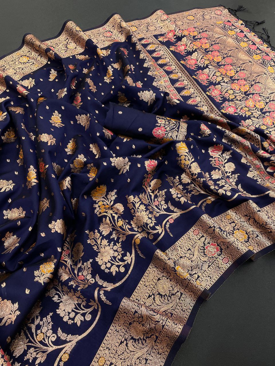 Traditional Banarasi Inspired Floral Weave Saree - PURPLE