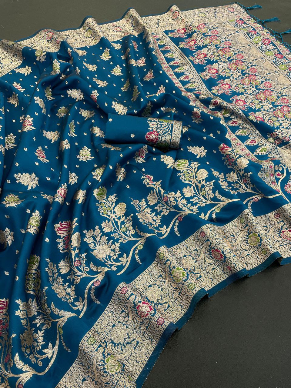 Traditional Banarasi Inspired Floral Weave Saree - SKY