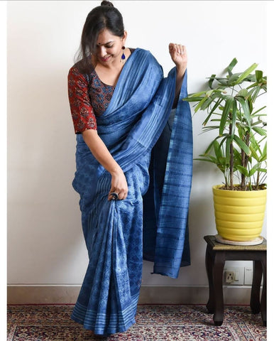 Woven Design  Banarasi Jacquard Silk  Saree