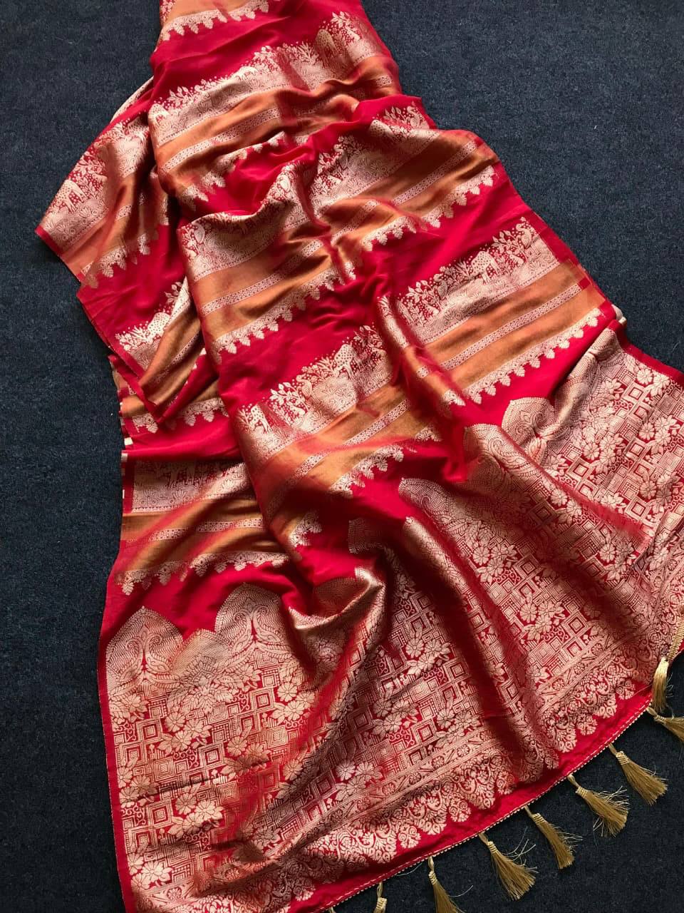 Royal Banarasi Silk Saree with Rich Zari Weaving &amp; Traditional Designer Pallu - RED