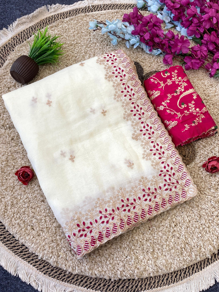 Luxury Cream &amp; Pink Crunchy Saree with Floral Zari Buti &amp; Contrast Blouse