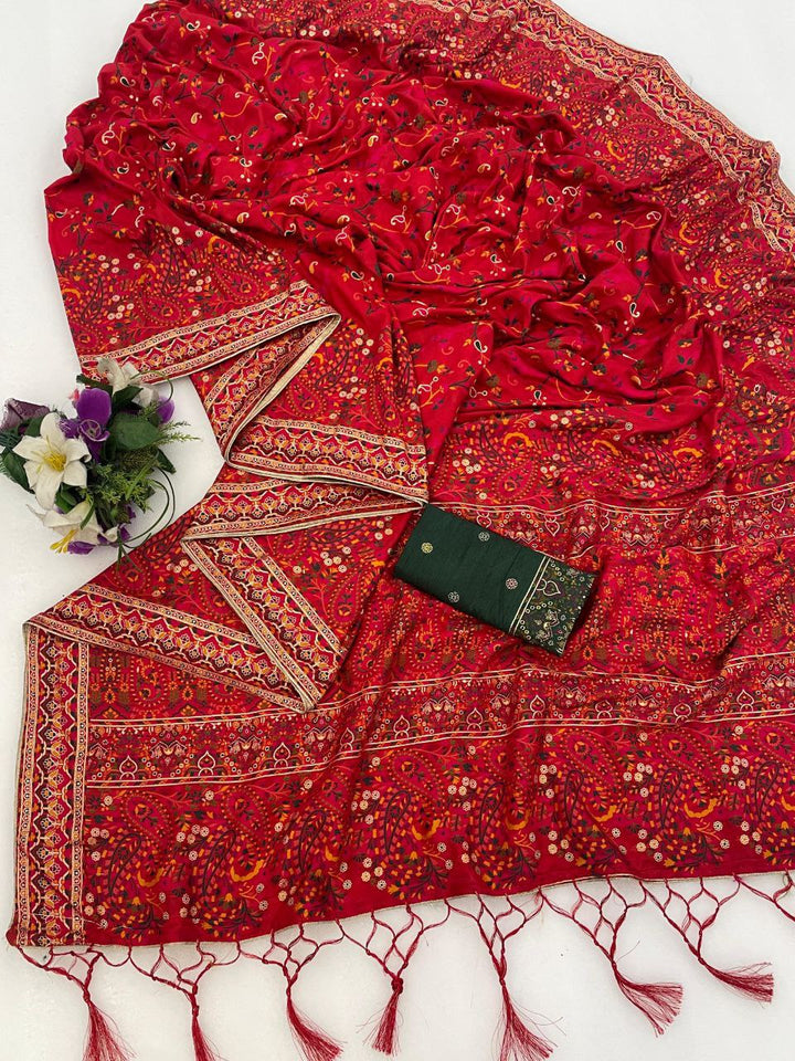 Elegant Fandy Satin Saree with Crystal Moti Lace &amp; Handwork Latkan – WHITE