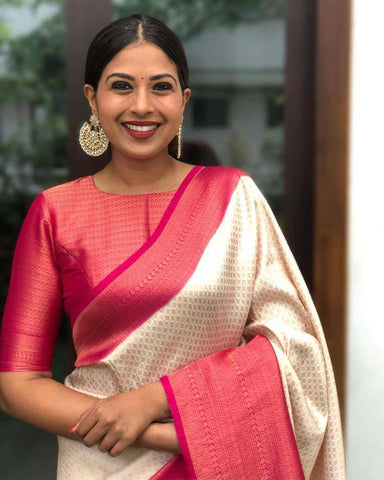 Cream and Pink Colour Kanjivaram Woven Silk Saree With Blouse Piece