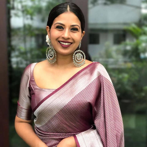 Wine Colour Kanjivaram Woven Silk Saree With Blouse Piece