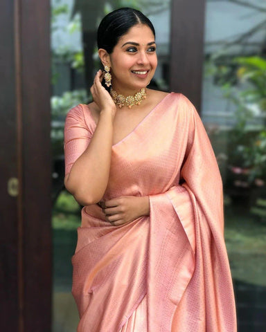 Salmon Pink Colour Kanjivaram Woven Silk Saree With Blouse Piece