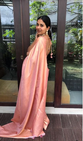 Salmon Pink Colour Kanjivaram Woven Silk Saree With Blouse Piece