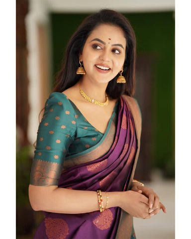 Purple and Green Colour Kanjivaram Woven Silk Saree With Blouse Piece