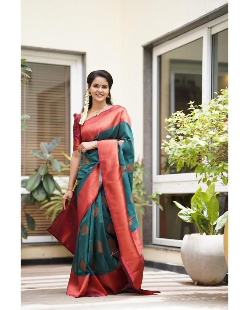 Rama Colour Kanjivaram Woven Silk Saree With Blouse Piece