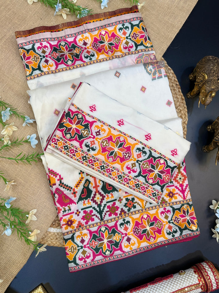 Premium Patola Design Pashmina Saree with Intricate Multicolor Woven Border &amp; Pallu