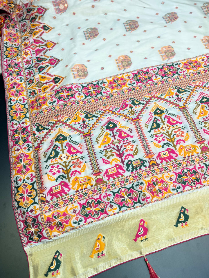 Premium Patola Design Pashmina Saree with Intricate Multicolor Woven Border &amp; Pallu
