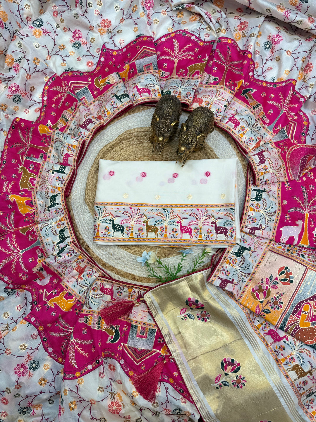 Exclusive Pashmina Saree with Floral Jequard Work &amp; Royal Pink Designer Pallu