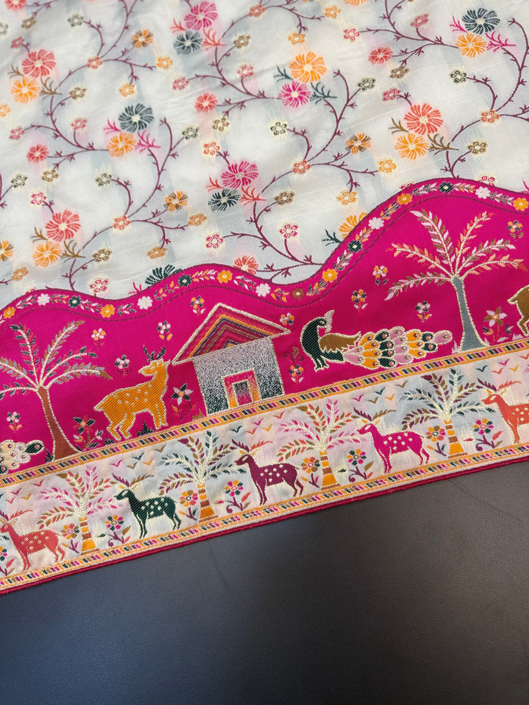 Exclusive Pashmina Saree with Floral Jequard Work &amp; Royal Pink Designer Pallu