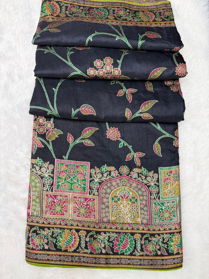 Elegant black green Woven Saree with Intricate Floral Motifs &amp; Rich Zari Border (Copy) (Copy)