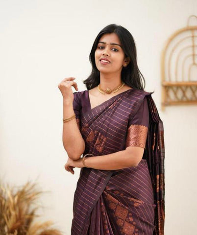 Wedding Wear Kanjivaram Woven Silk Saree With Blouse Piece