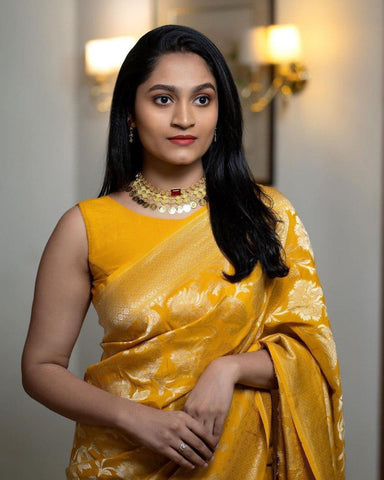 Pure Kanjivaram Silk Saree With Blouse Piece