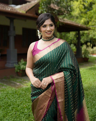 Trendy Jacquard Zari Woven Litchi Silk Traditional Soft Banarasi Saree