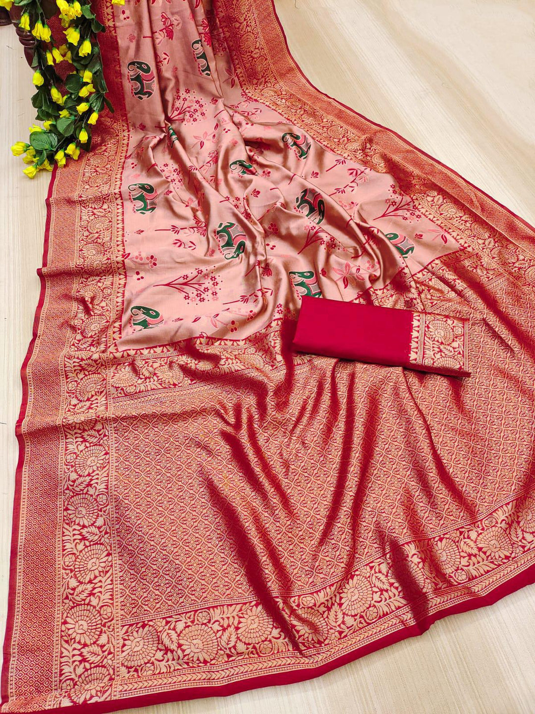 BEAUTIFUL RICH PALLU ACQUARD WORK ON ALL OVER THE  PINK SAREE.