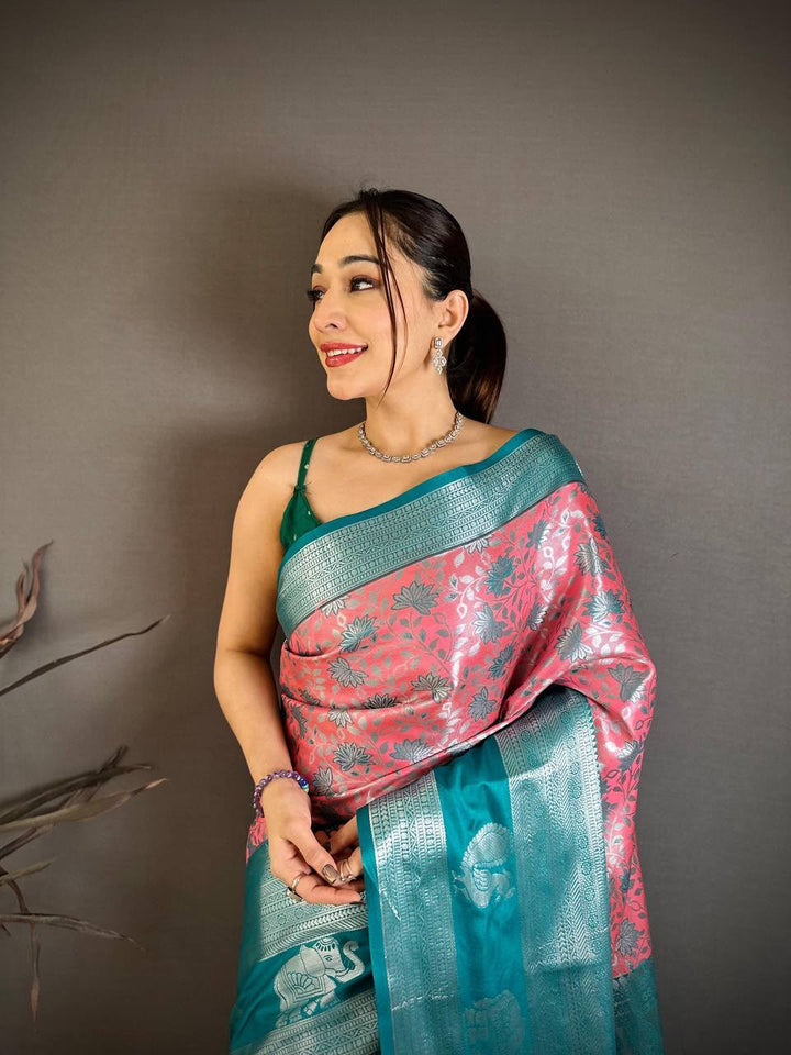 Pure Kanjivaram Silk Saree with Contrast Border &amp; Rich Silver Zari Woven Pallu | Handloom Weaving | Running Work Blouse-PEACH
