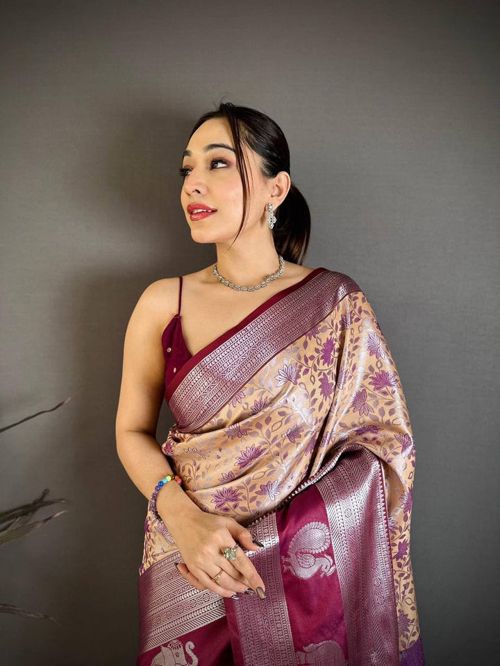 Pure Kanjivaram Silk Saree with Contrast Border &amp; Rich Silver Zari Woven Pallu | Handloom Weaving | Running Work Blouse-BEIGE