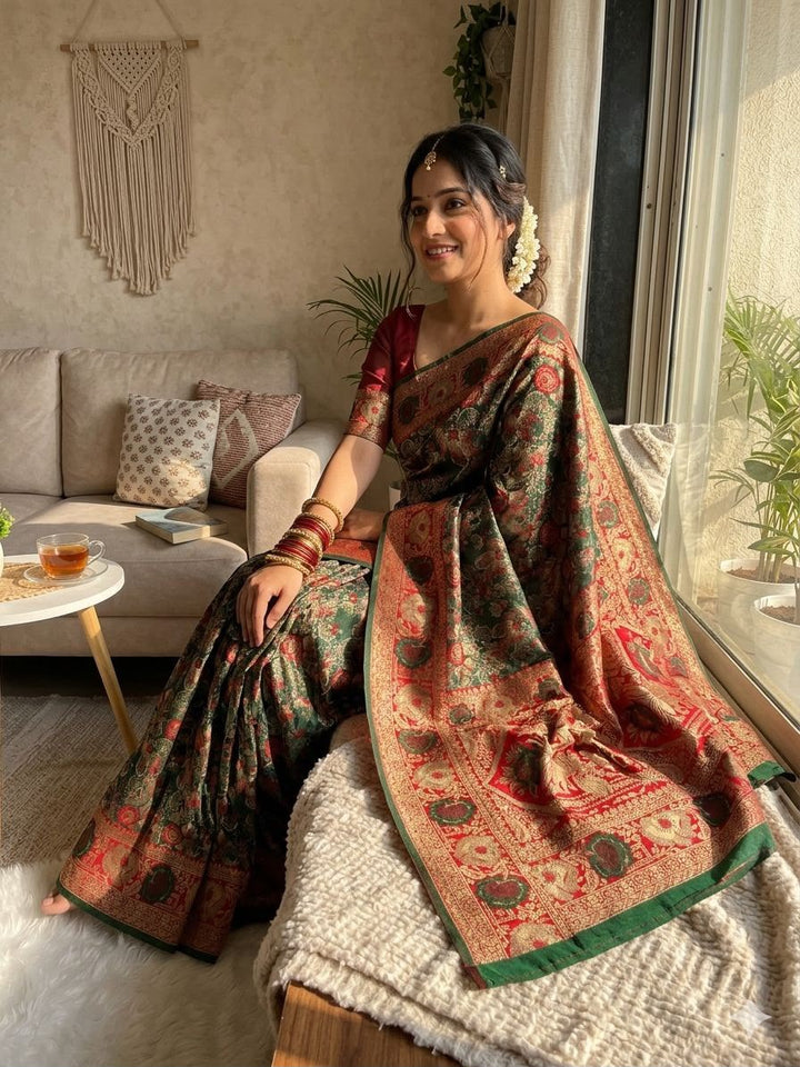 Royal Gulbahar Copper Zari Floral Jaal Kanjivaram Soft Silk Saree - GREEN