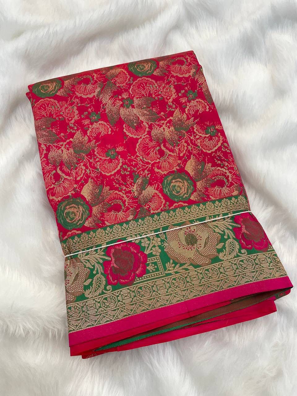 Royal Gulbahar Copper Zari Floral Jaal Kanjivaram Soft Silk Saree - RED
