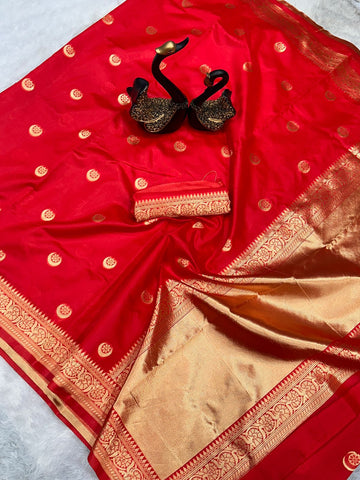 Bollywood Style Chaand Buta Banarasi Silk Saree