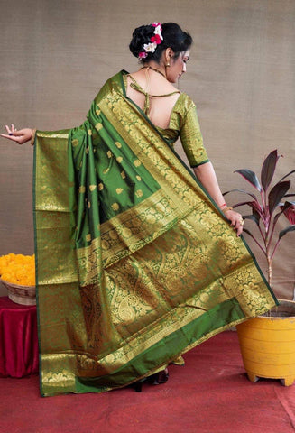 Women Silk Saree with Woven Motifs
