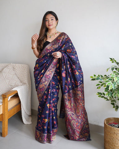 Kanjivaram Silk Saree With Plain Unstitched Blouse