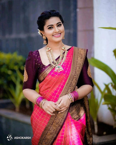 Pink Colour Kanjivaram Woven Silk Saree With Blouse Piece