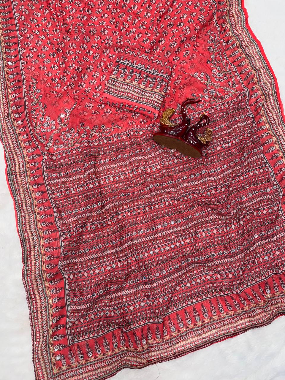 Madhubani Mirror Grace Saree- Red
