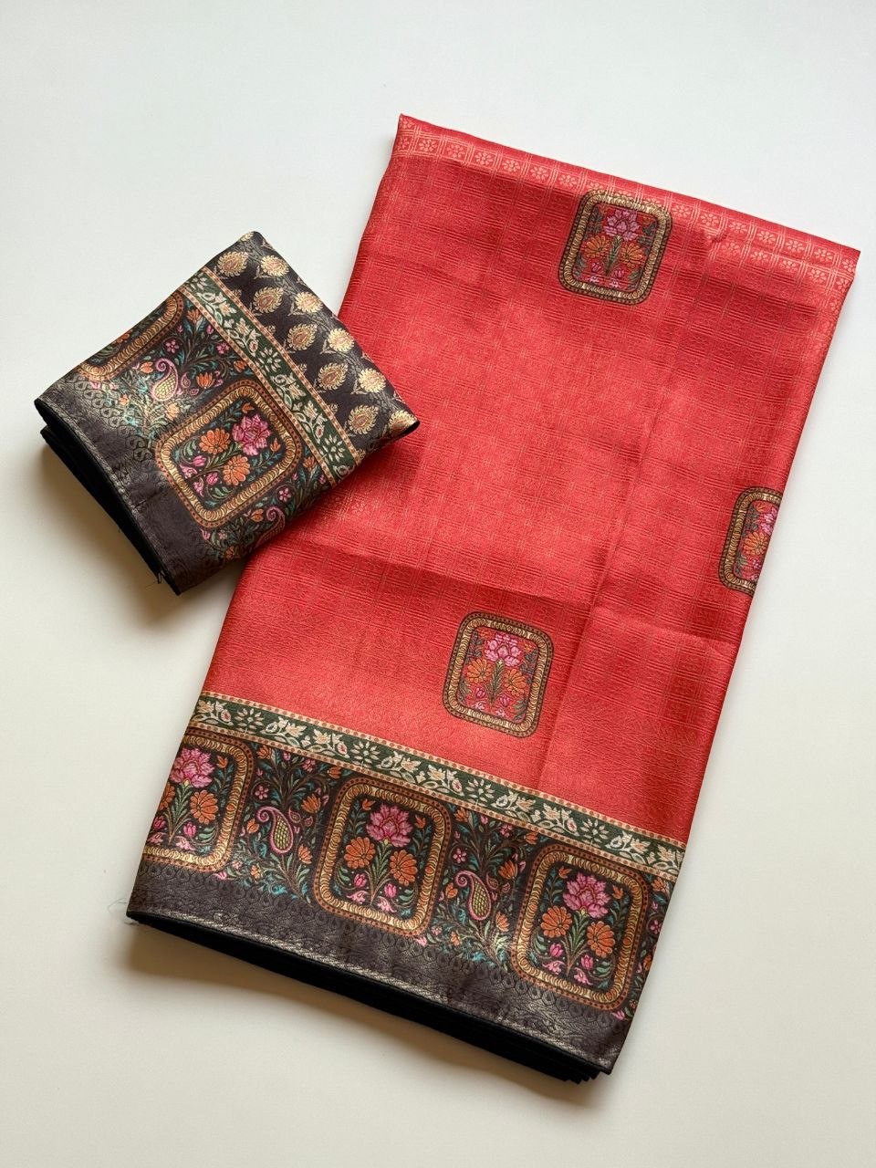 Roopkala Premium Jari Weaving Softy Silk Saree = RED