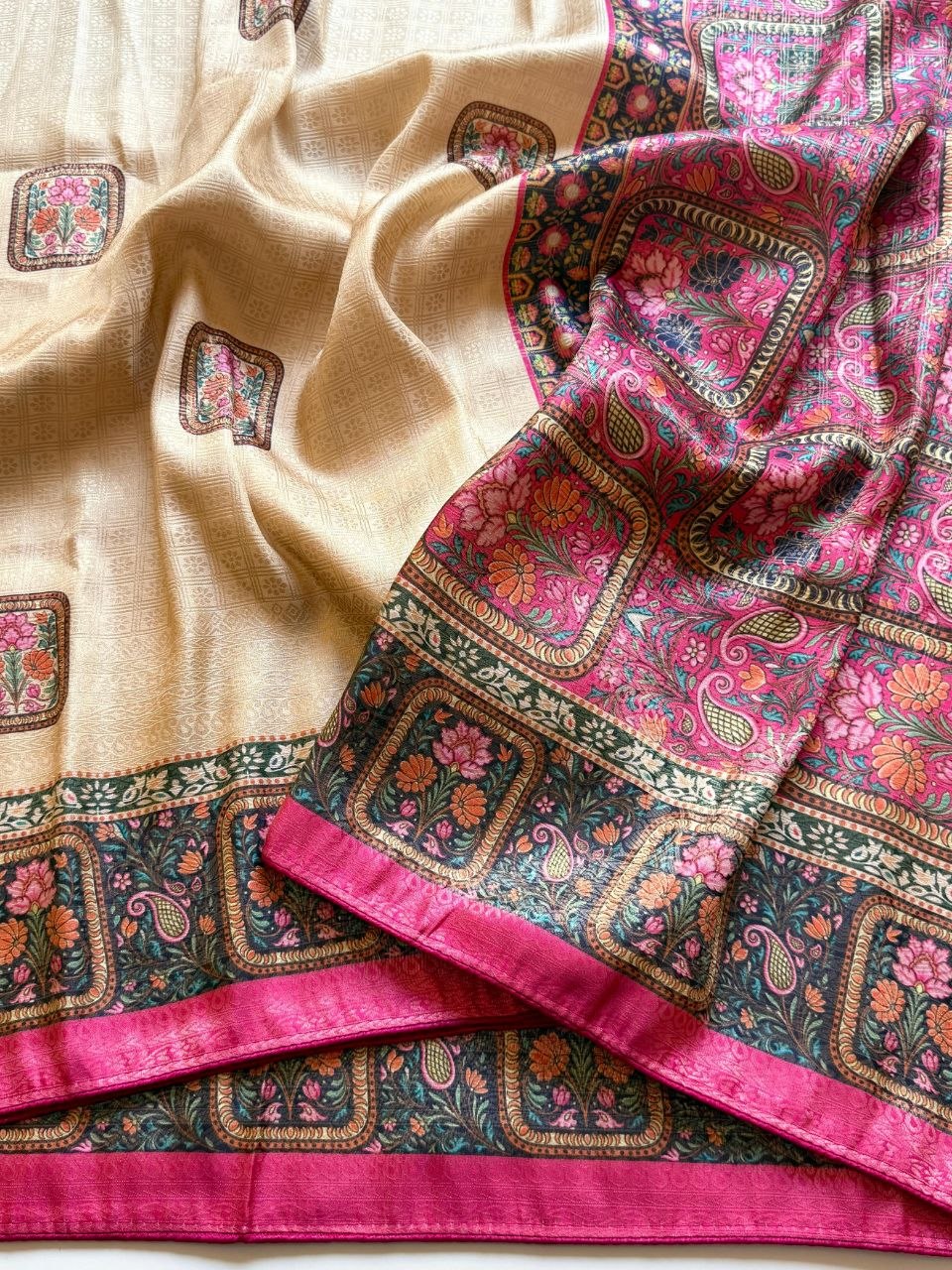 Roopkala Premium Jari Weaving Softy Silk Saree = CREAM AND PINK