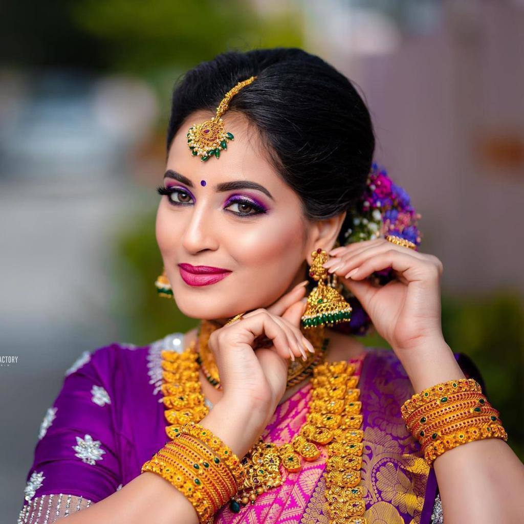 Dark Pink Colour Kanjivaram Woven Silk Saree With Blouse Piece