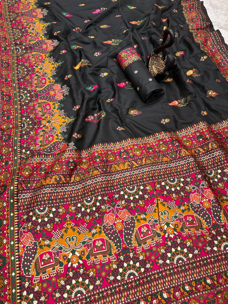 Glamorous  Pashmina Saree With Pulsating Blouse Piece - BLACK