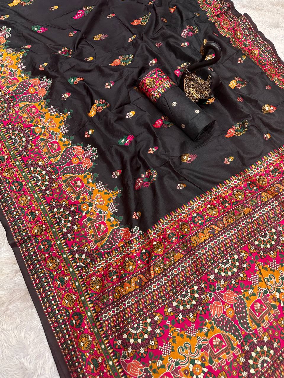 Glamorous  Pashmina Saree With Pulsating Blouse Piece - BLACK
